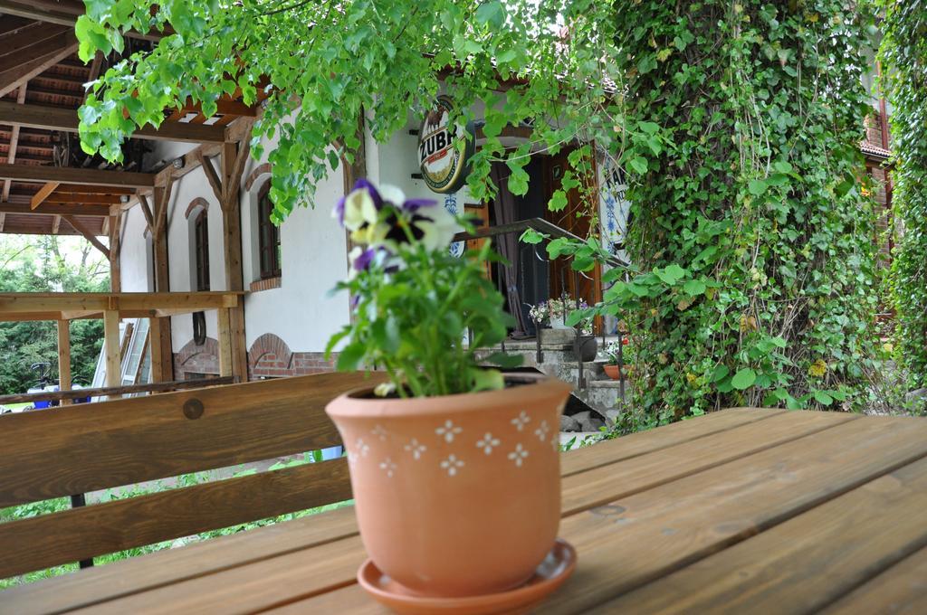 Ostoya Inn & Granary Jasionka Exterior photo